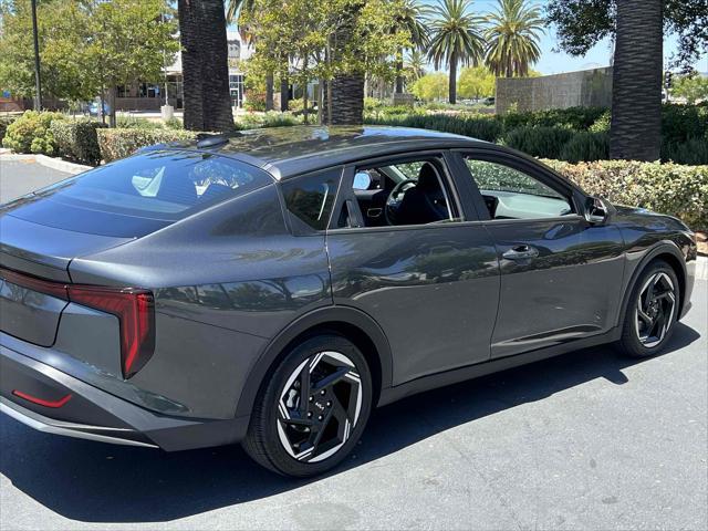 Photo of 2025 Interstellar Gray Kia K4
