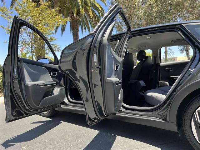 Photo of 2025 Interstellar Gray Kia K4