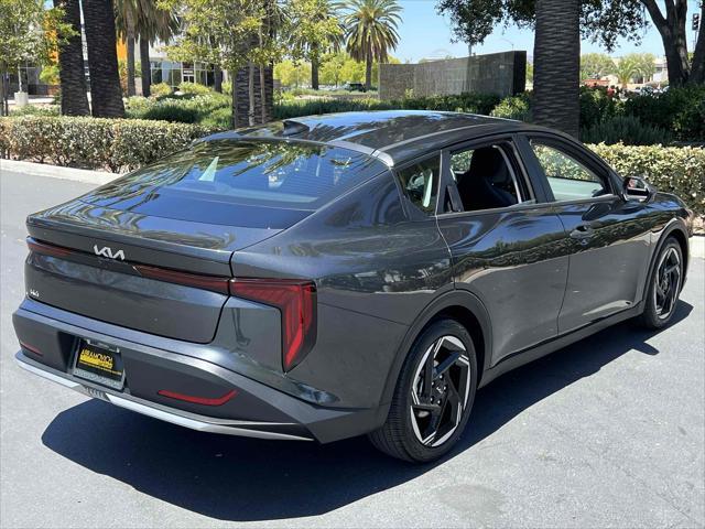 Photo of 2025 Interstellar Gray Kia K4