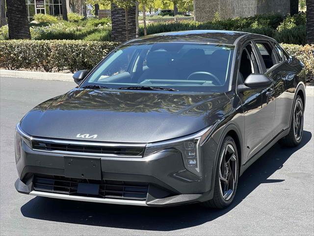 Photo of 2025 Interstellar Gray Kia K4