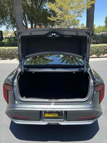 Photo of 2025 Interstellar Gray Kia K4