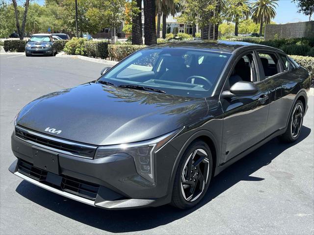 Photo of 2025 Interstellar Gray Kia K4