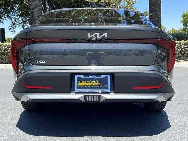 Photo of 2025 Interstellar Gray Kia K4