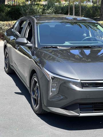 Photo of 2025 Interstellar Gray Kia K4