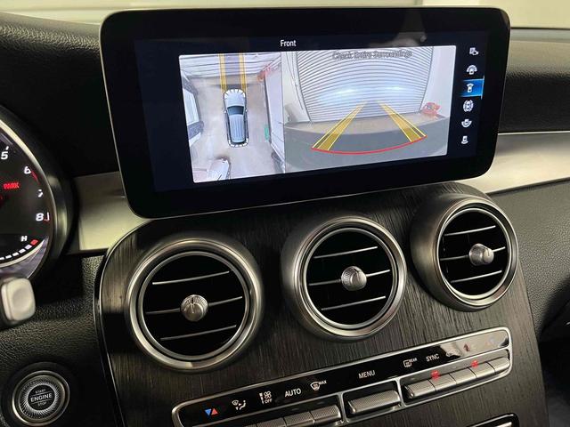 Photo of 2022 Black Mercedes-Benz GLC 300