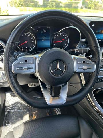 Photo of 2022 Black Mercedes-Benz GLC 300