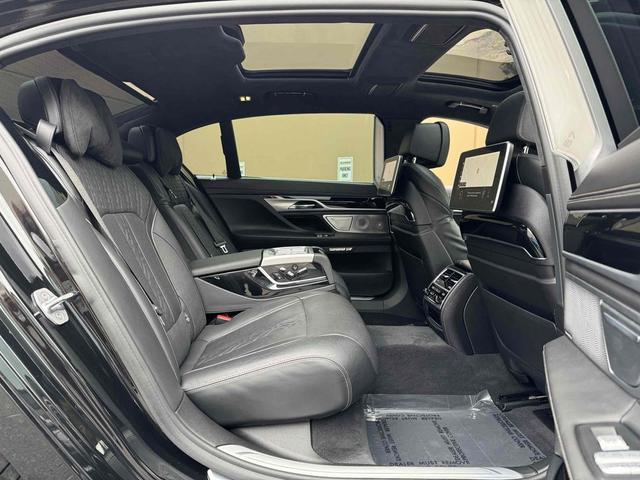 Photo of 2018 Black Sapphire Metallic BMW ALPINA B7
