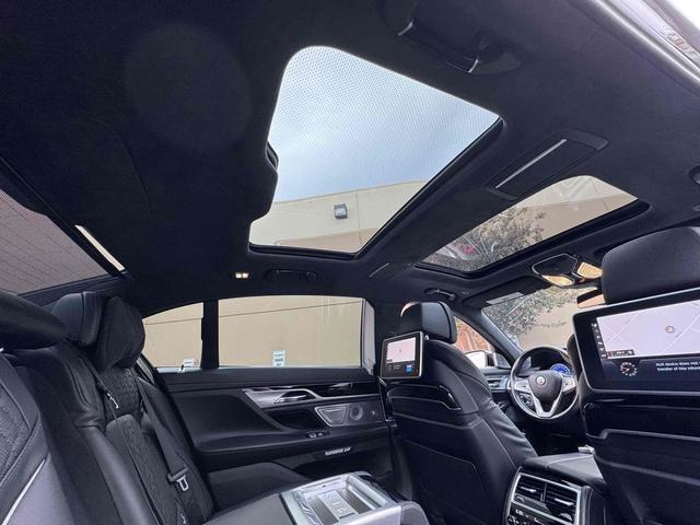 Photo of 2018 Black Sapphire Metallic BMW ALPINA B7