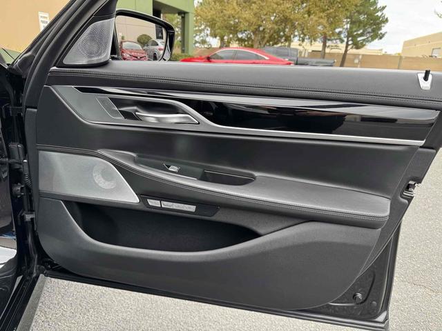 Photo of 2018 Black Sapphire Metallic BMW ALPINA B7