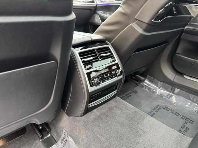 Photo of 2018 Black Sapphire Metallic BMW ALPINA B7