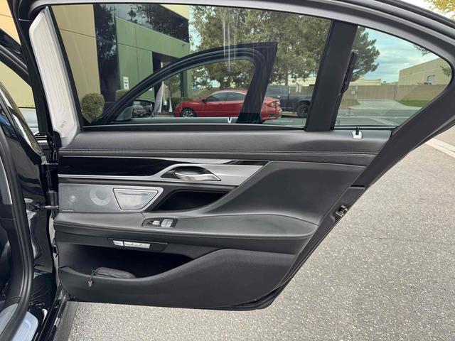 Photo of 2018 Black Sapphire Metallic BMW ALPINA B7