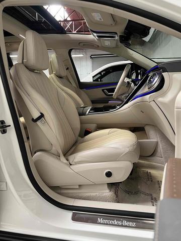 Photo of 2023 Polar White Mercedes-Benz EQS 450