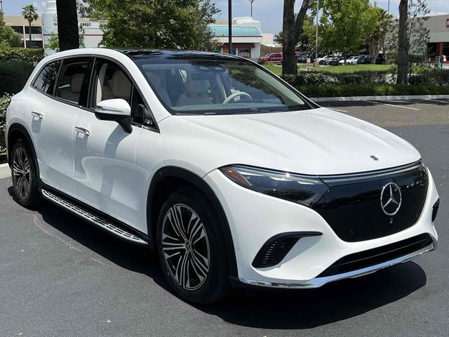 Photo of 2023 Polar White Mercedes-Benz EQS 450