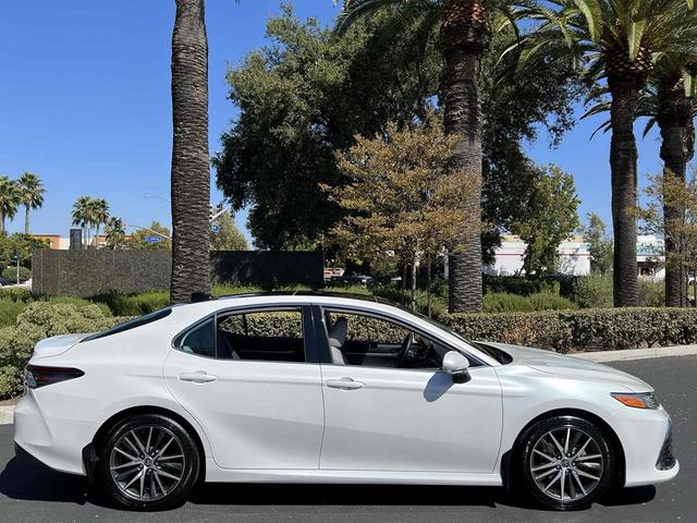 Photo of 2022 Wind Chill Pearl Toyota Camry