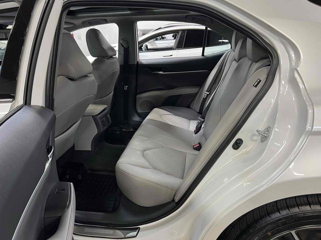 Photo of 2022 Wind Chill Pearl Toyota Camry
