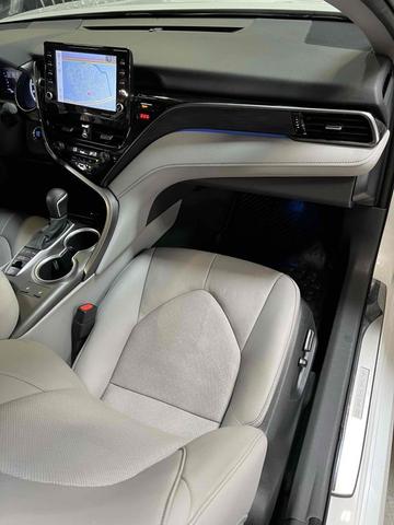 Photo of 2022 Wind Chill Pearl Toyota Camry