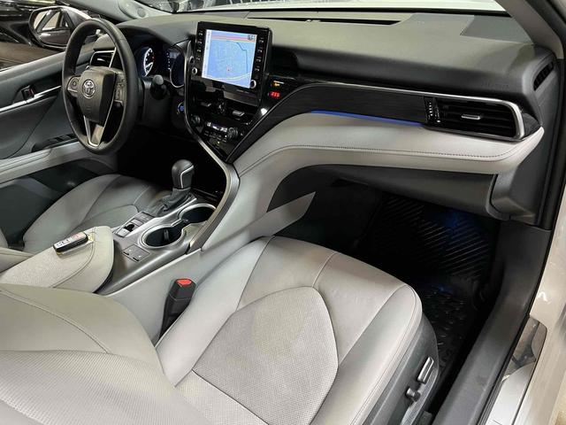 Photo of 2022 Wind Chill Pearl Toyota Camry