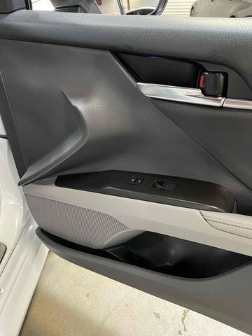 Photo of 2022 Wind Chill Pearl Toyota Camry
