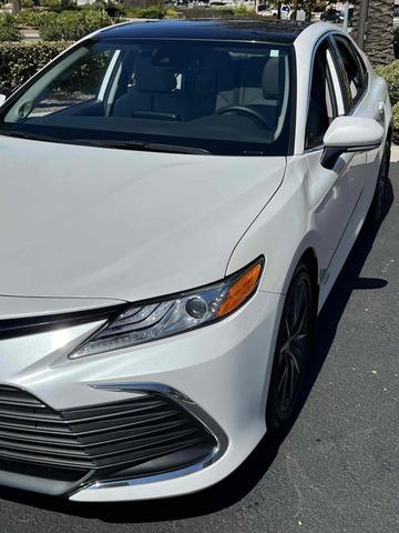 Photo of 2022 Wind Chill Pearl Toyota Camry