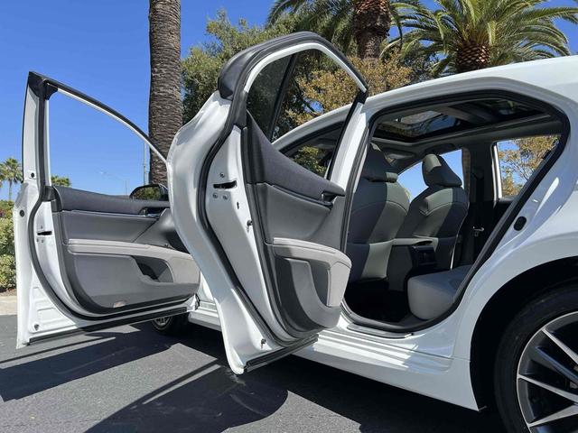 Photo of 2022 Wind Chill Pearl Toyota Camry