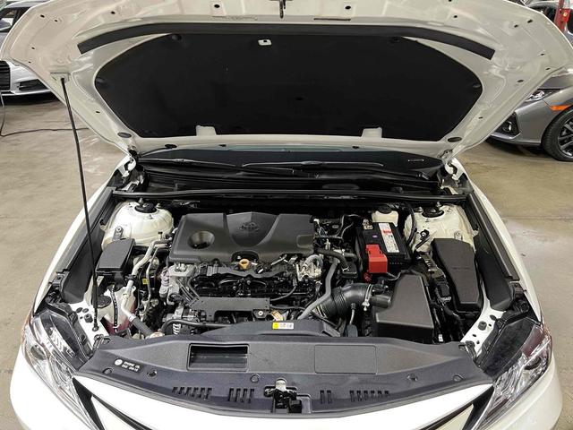 Photo of 2022 Wind Chill Pearl Toyota Camry