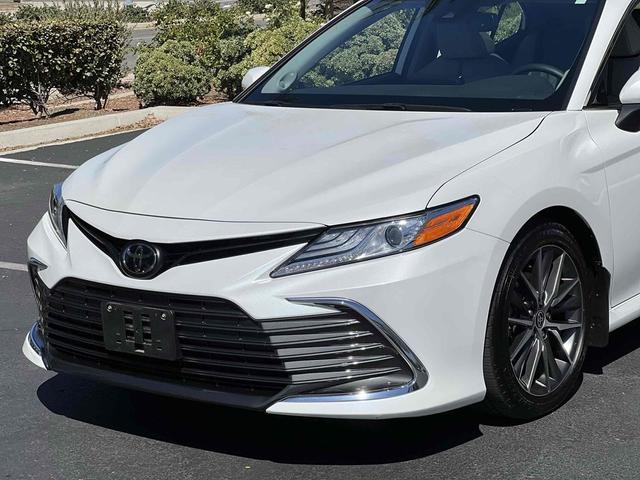Photo of 2022 Wind Chill Pearl Toyota Camry