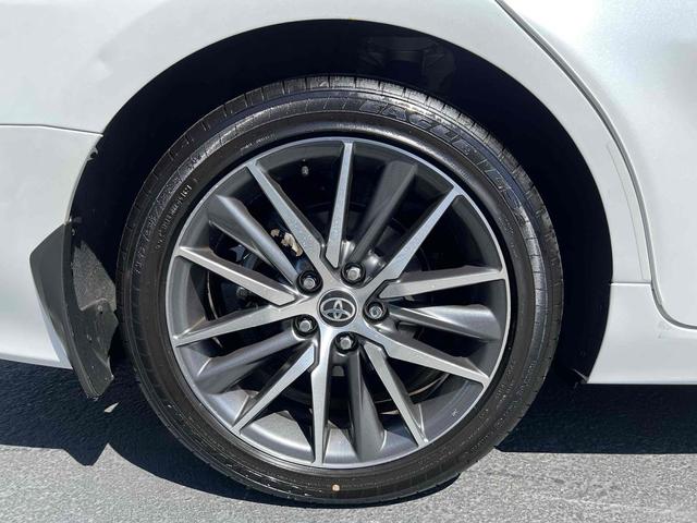 Photo of 2022 Wind Chill Pearl Toyota Camry