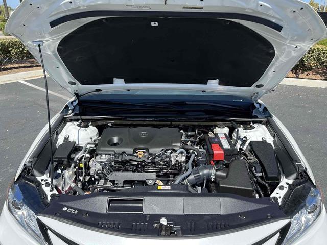 Photo of 2022 Wind Chill Pearl Toyota Camry