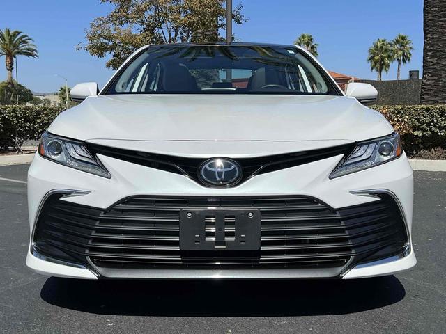 Photo of 2022 Wind Chill Pearl Toyota Camry