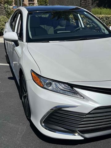 Photo of 2022 Wind Chill Pearl Toyota Camry