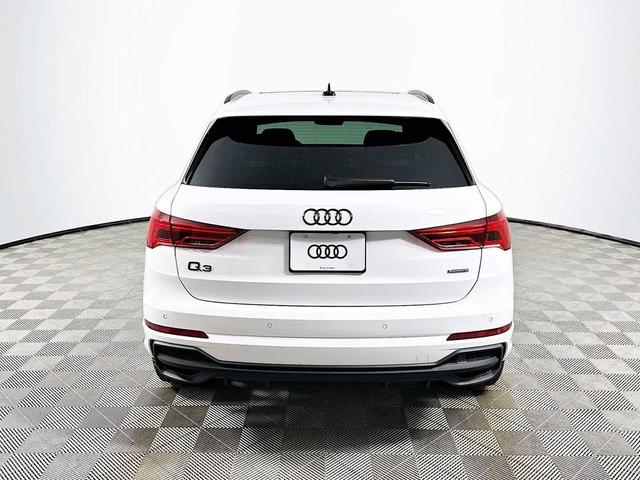 Photo of 2025 Arkona White Audi Q3