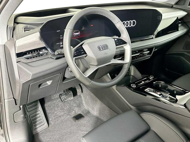 Photo of 2025 Mythos Black Metallic Audi Q6 e-tron