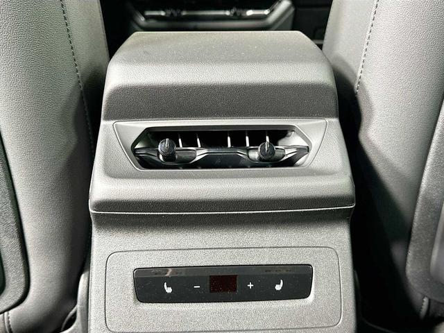 Photo of 2025 Mythos Black Metallic Audi Q6 e-tron