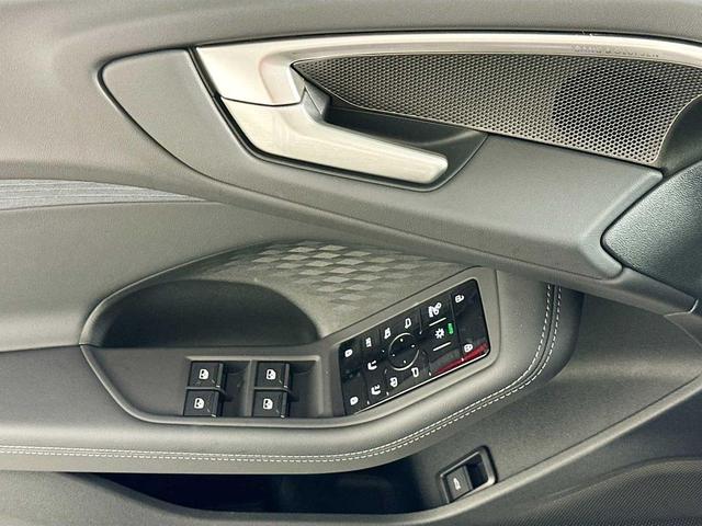 Photo of 2025 Mythos Black Metallic Audi A5