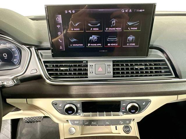 Photo of 2025 Mythos Black Metallic Audi Q5