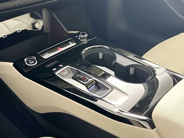 Photo of 2025 Magnet Gray Audi A6 e-tron