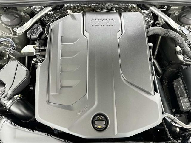 Photo of 2025 Chronos Gray Metallic Audi A5