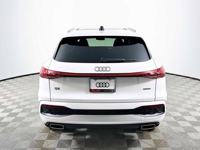 Photo of 2025 Glacier White Metallic Audi Q5