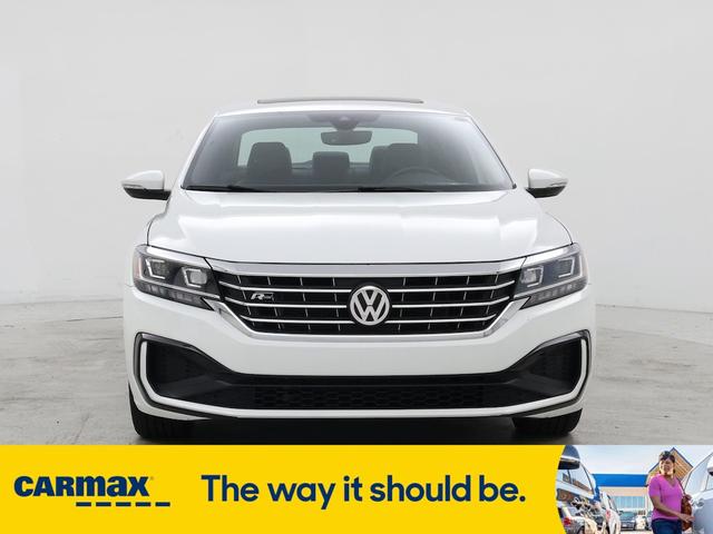 Photo of 2021 White Volkswagen Passat