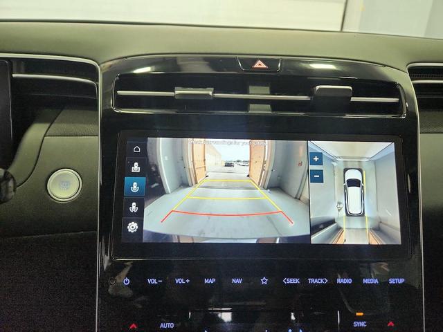 Photo of 2022 Black Hyundai TUCSON