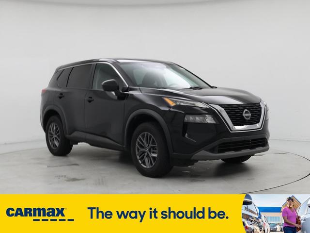 Photo of 2023 Black Nissan Rogue