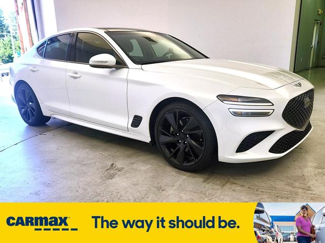 Photo of 2023 White Genesis G70
