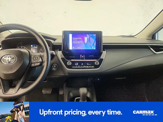 Photo of 2025 Silver Toyota Corolla