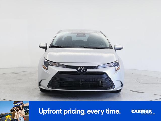 Photo of 2025 Silver Toyota Corolla