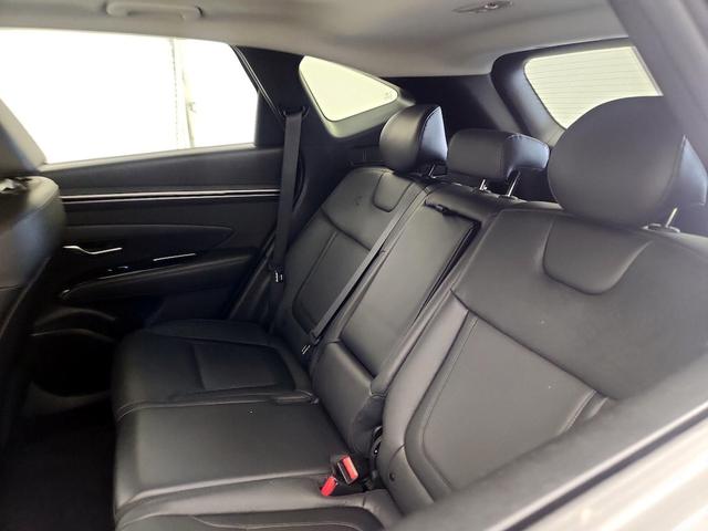 Photo of 2023 Gray Hyundai TUCSON