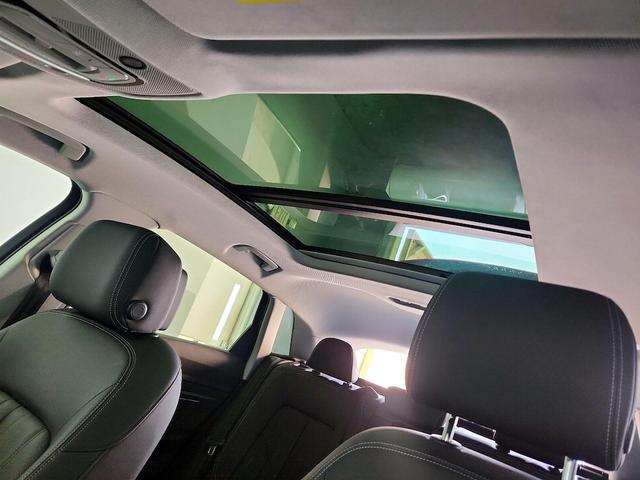 Photo of 2022 Silver Audi e-tron