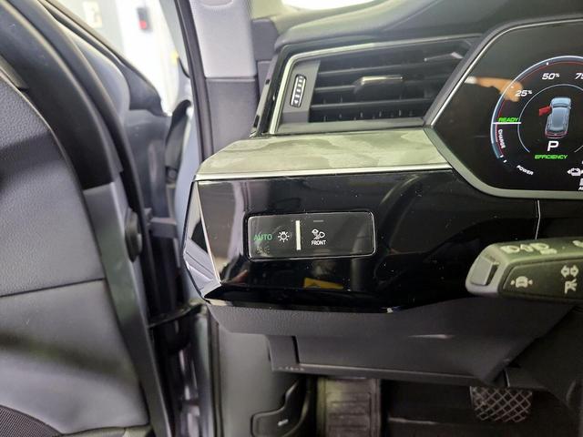 Photo of 2022 Silver Audi e-tron