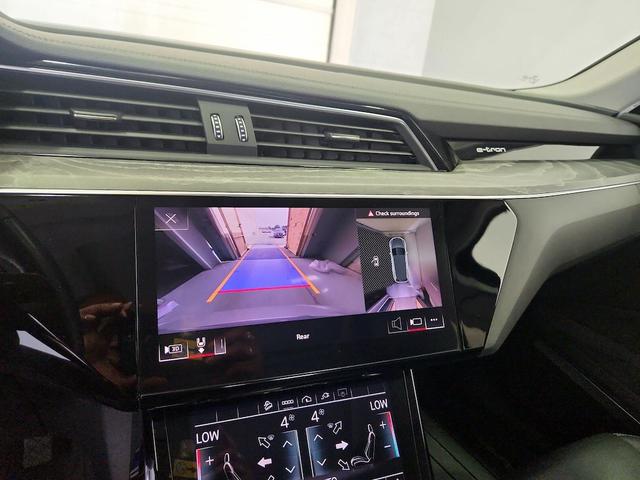 Photo of 2022 Silver Audi e-tron