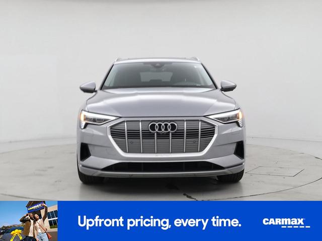 Photo of 2022 Silver Audi e-tron