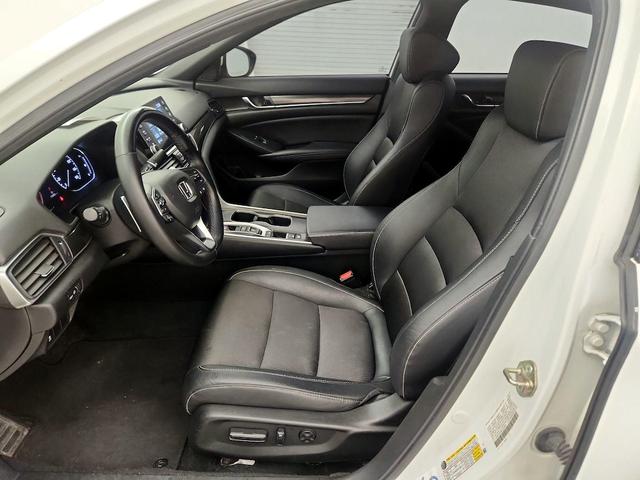 Photo of 2019 White Honda Accord